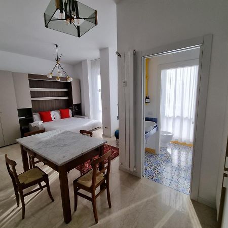 Ampio Ed Incantevole Monolocale A Citylife Apartment Milano Ngoại thất bức ảnh