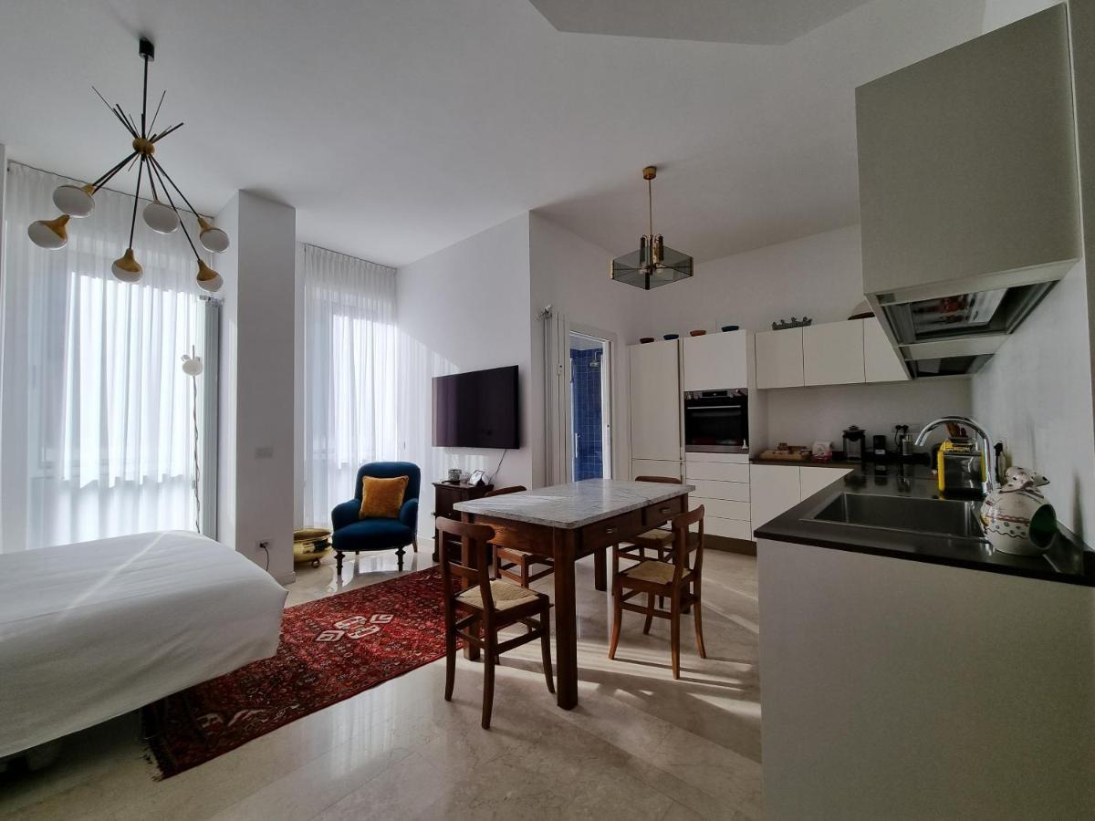 Ampio Ed Incantevole Monolocale A Citylife Milano Ngoại thất bức ảnh